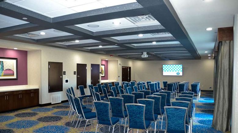 <b>Hampton Inn & Suites Tyler-South Meeting</b>. Images powered by <a href="https://iceportal.shijigroup.com/" title="IcePortal" target="_blank">IcePortal</a>.