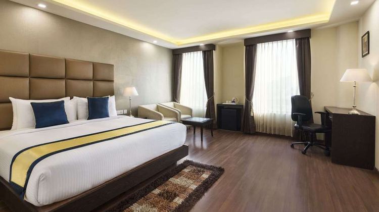 Days Hotel Jalandhar Jyoti Chowk Room