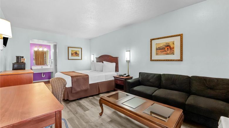 <b>Knights Inn San Antonio near AT&T Center Room</b>. Images powered by <a href="https://iceportal.shijigroup.com/" title="IcePortal" target="_blank">IcePortal</a>.