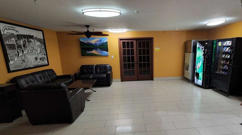 <b>Super 8 Rawlins Lobby</b>. Images powered by <a href="https://iceportal.shijigroup.com/" title="IcePortal" target="_blank">IcePortal</a>.