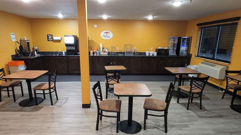 <b>Super 8 Rawlins Other</b>. Images powered by <a href="https://iceportal.shijigroup.com/" title="IcePortal" target="_blank">IcePortal</a>.