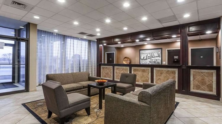 Super 8 Atoka Lobby