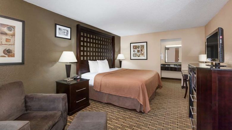 <b>Super 8 Atoka Room</b>. Images powered by <a href="https://iceportal.shijigroup.com/" title="IcePortal" target="_blank">IcePortal</a>.