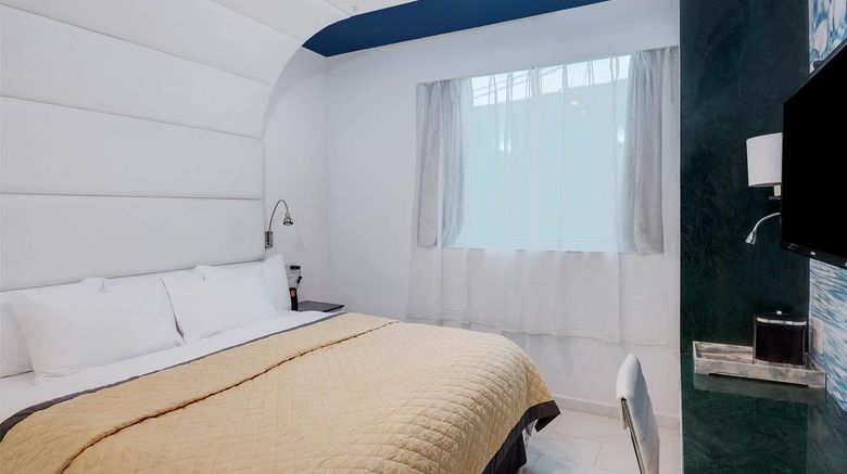 <b>Wyndham Garden Brooklyn Sunset Park Room</b>. Images powered by <a href="https://iceportal.shijigroup.com/" title="IcePortal" target="_blank">IcePortal</a>.