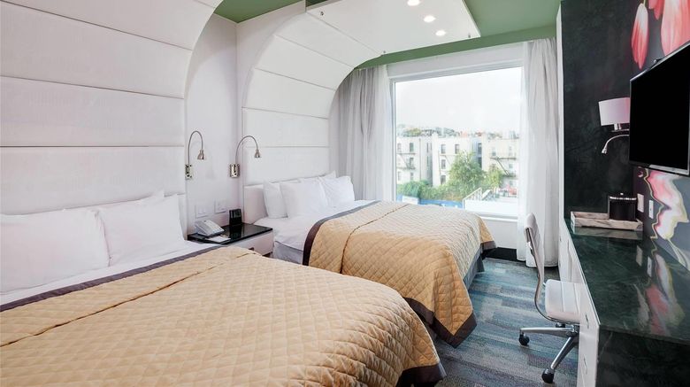 <b>Wyndham Garden Brooklyn Sunset Park Room</b>. Images powered by <a href="https://iceportal.shijigroup.com/" title="IcePortal" target="_blank">IcePortal</a>.