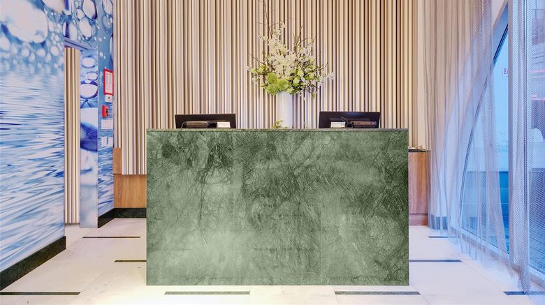 <b>Wyndham Garden Brooklyn Sunset Park Lobby</b>. Images powered by <a href="https://iceportal.shijigroup.com/" title="IcePortal" target="_blank">IcePortal</a>.
