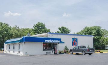 Motel 6 Glassboro