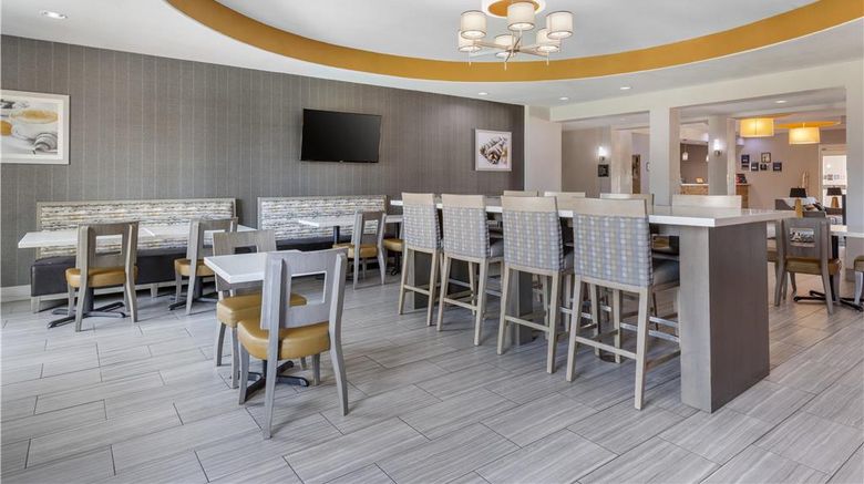 <b>Best Western Plus Lampasas Inn & Suites Restaurant</b>. Images powered by <a href="https://iceportal.shijigroup.com/" title="IcePortal" target="_blank">IcePortal</a>.