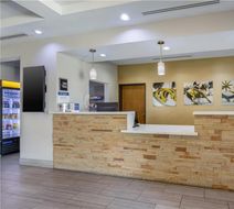 Best Western Plus Lampasas Inn & Suites Lobby
