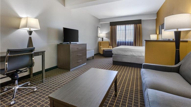 <b>Best Western Plus Lampasas Inn & Suites Suite</b>. Images powered by <a href="https://iceportal.shijigroup.com/" title="IcePortal" target="_blank">IcePortal</a>.