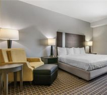 Best Western Plus Lampasas Inn & Suites Room