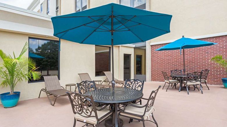 <b>Hampton Inn Norcross Exterior</b>. Images powered by <a href="https://iceportal.shijigroup.com/" title="IcePortal" target="_blank">IcePortal</a>.