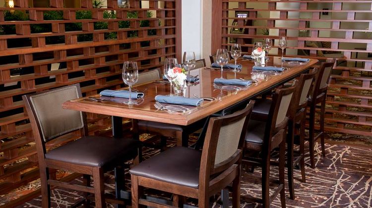 DoubleTree by Hilton Lafayette Restaurant
