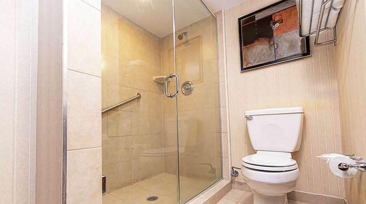 DoubleTree by Hilton Lafayette Room