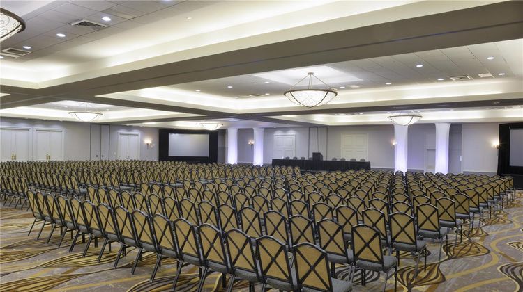 DoubleTree by Hilton Lafayette Meeting
