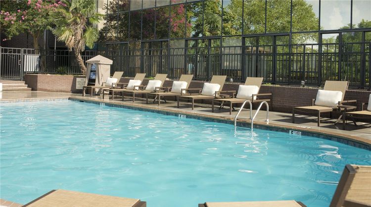 DoubleTree by Hilton Lafayette Pool