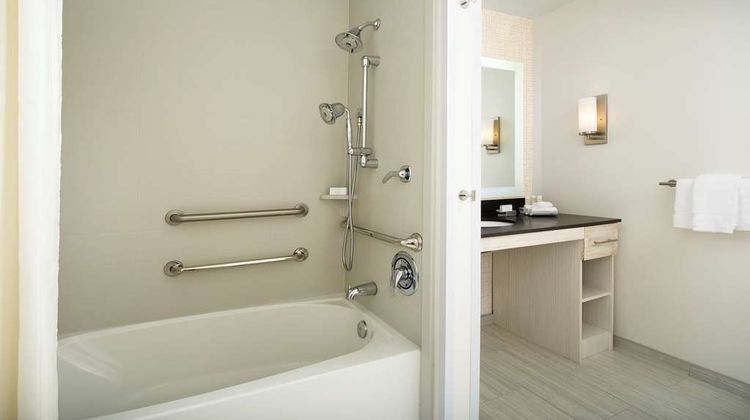 Homewood Miami Downtown Brickell Room
