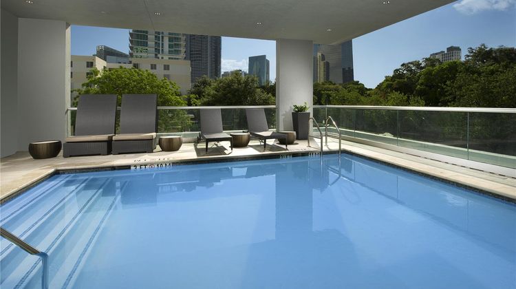 Homewood Miami Downtown Brickell Pool