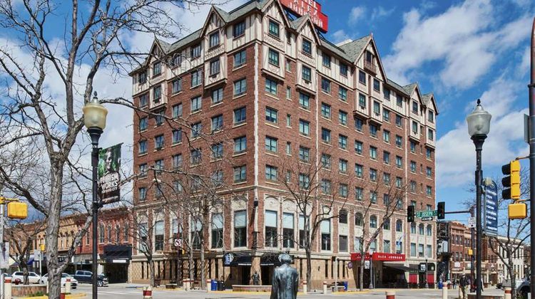 Hotel Alex Johnson, Curio Collection Exterior