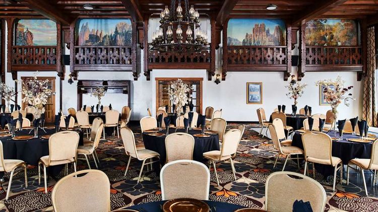 Hotel Alex Johnson, Curio Collection Meeting