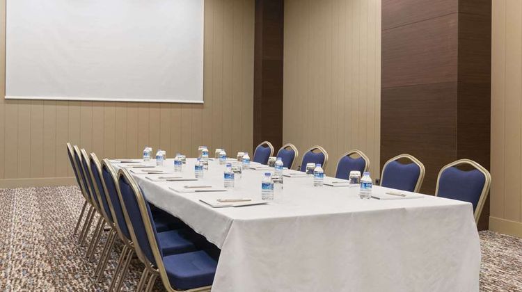Ramada Hotel & Suites Istanbul Merter Meeting
