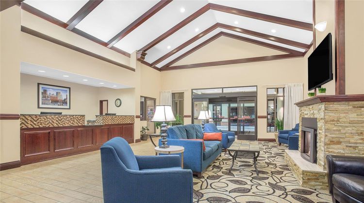 Ramada Denver International Airport Lobby