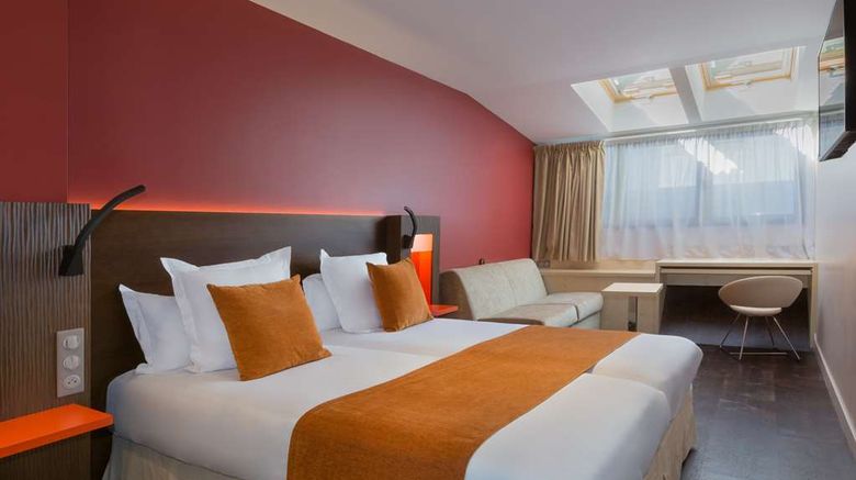 <b>Best Western Seine West Hotel Room</b>. Images powered by <a href="https://iceportal.shijigroup.com/" title="IcePortal" target="_blank">IcePortal</a>.