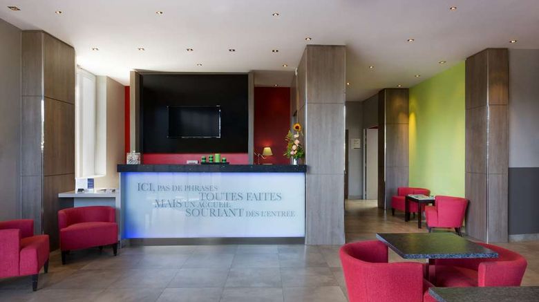 <b>Best Western Seine West Hotel Lobby</b>. Images powered by <a href="https://iceportal.shijigroup.com/" title="IcePortal" target="_blank">IcePortal</a>.
