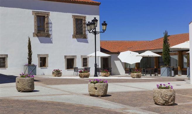 Hotel Hospes Palacio de Arenales Exterior