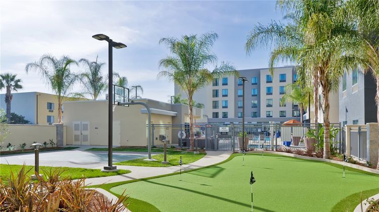 Homewood Suites Anaheim Resort-Conv Ctr Golf