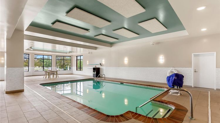 Hilton Garden Inn Bolingbrook I-55 Pool