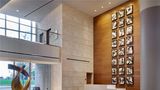 <b>Hilton Cleveland Downtown Lobby</b>. Images powered by <a href="https://iceportal.shijigroup.com/" title="IcePortal" target="_blank">IcePortal</a>.