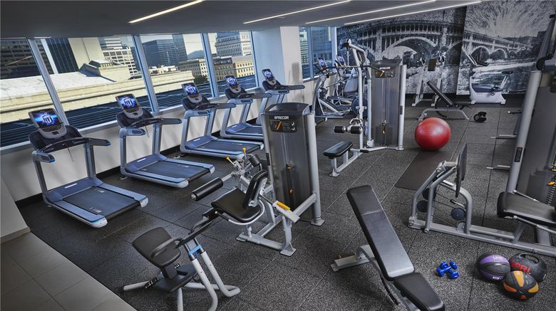 <b>Hilton Cleveland Downtown Health</b>. Images powered by <a href="https://iceportal.shijigroup.com/" title="IcePortal" target="_blank">IcePortal</a>.