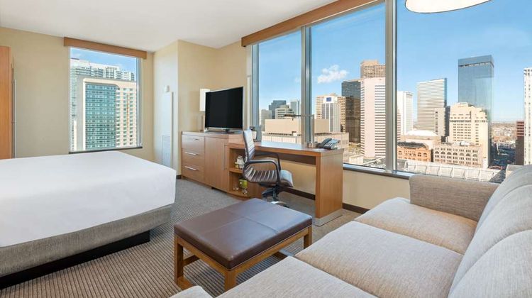 Hyatt Place Denver Downtown Room