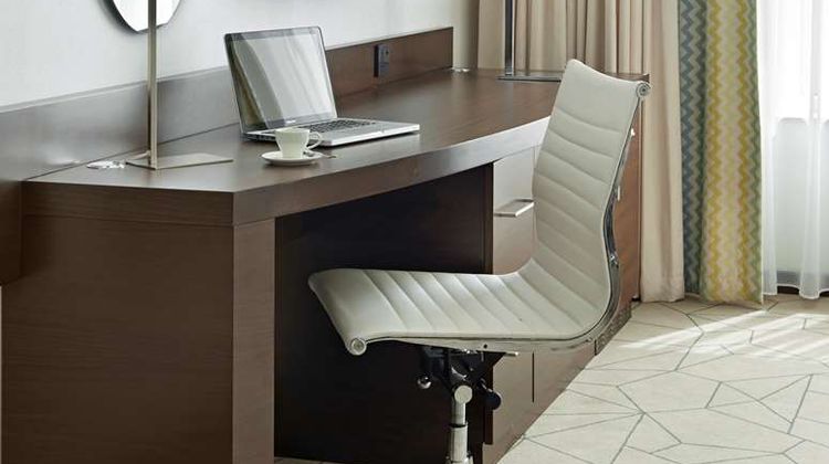 Hyatt Place Dubai/Baniyas Square Room