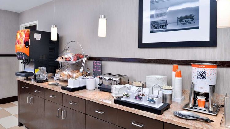 Hampton Inn & Suites Univ-Pittsburgh Restaurant
