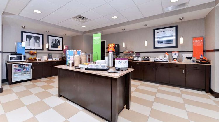 Hampton Inn & Suites Univ-Pittsburgh Restaurant