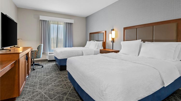 Hampton Inn & Suites Claremore Room