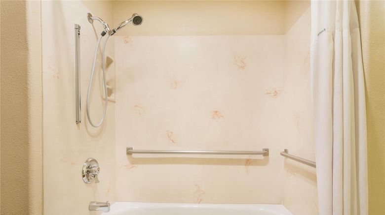<b>Baymont Inn & Suites Modesto Salida Room</b>. Images powered by <a href="https://iceportal.shijigroup.com/" title="IcePortal" target="_blank">IcePortal</a>.