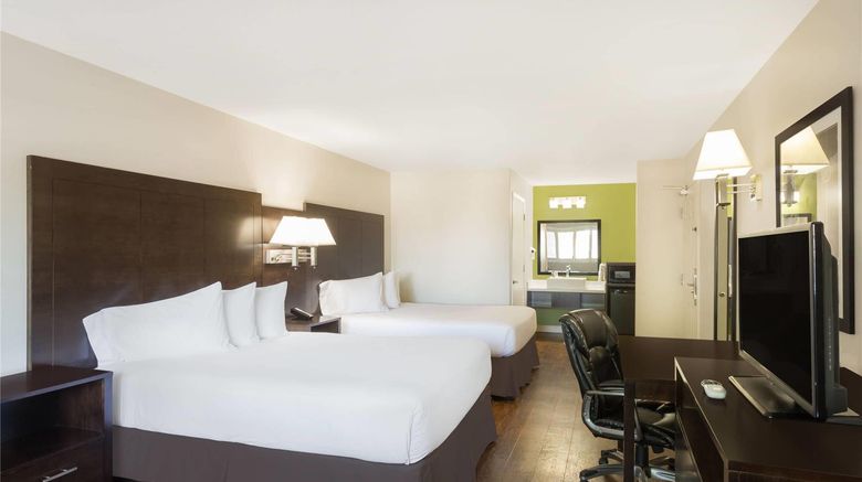 <b>Baymont Inn & Suites Modesto Salida Room</b>. Images powered by <a href="https://iceportal.shijigroup.com/" title="IcePortal" target="_blank">IcePortal</a>.