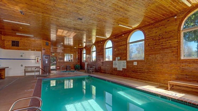 Baymont Inn & Suites Salida Pool