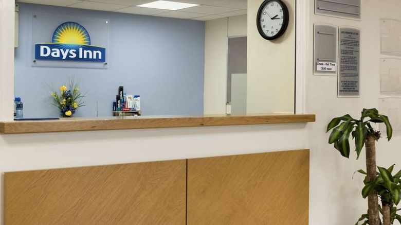 <b>Days Inn Sutton Scotney North Lobby</b>. Images powered by <a href="https://iceportal.shijigroup.com/" title="IcePortal" target="_blank">IcePortal</a>.