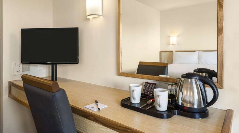 <b>Days Inn Sutton Scotney North Room</b>. Images powered by <a href="https://iceportal.shijigroup.com/" title="IcePortal" target="_blank">IcePortal</a>.