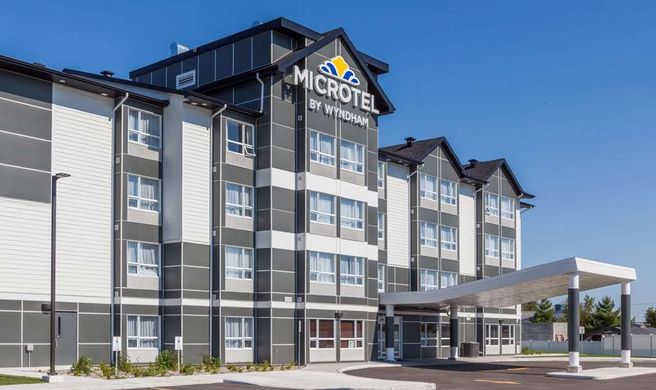 Microtel Inn & Suites Casselman Exterior