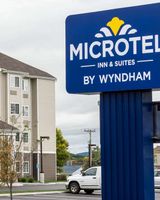 Microtel Inn & Suites by Wyndham Altoona