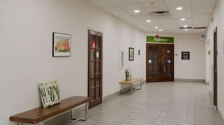 <b>Wyndham Garden Tallahassee Capitol Restaurant</b>. Images powered by <a href="https://iceportal.shijigroup.com/" title="IcePortal" target="_blank">IcePortal</a>.