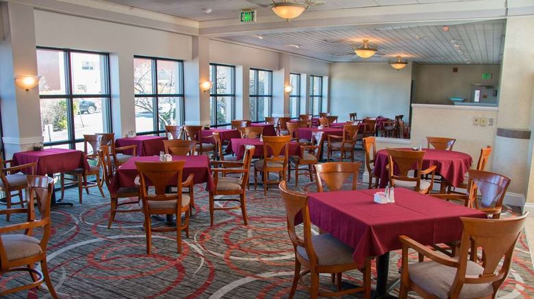 <b>Red Lion Hotel Harrisburg Hershey Restaurant</b>. Images powered by <a href="https://iceportal.shijigroup.com/" title="IcePortal" target="_blank">IcePortal</a>.