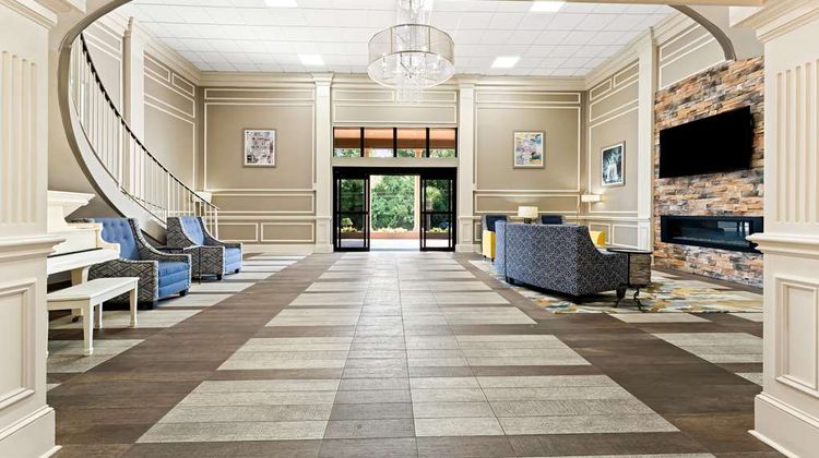 Best Western Riverside Inn Lobby