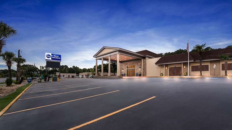 Best Western Riverside Inn Exterior