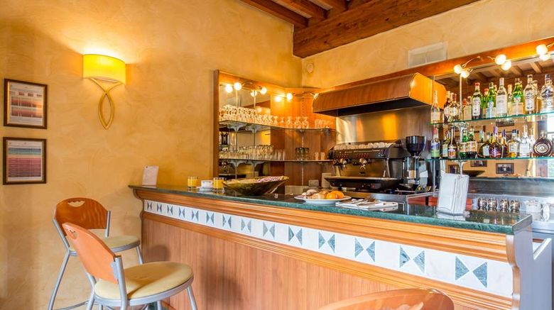 <b>Best Western Plus Hotel Le Rondini Restaurant</b>. Images powered by <a href="https://iceportal.shijigroup.com/" title="IcePortal" target="_blank">IcePortal</a>.
